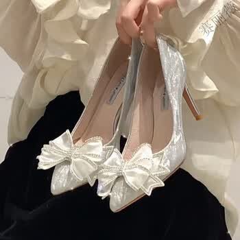 尖头婚纱新娘鞋水晶18岁蝴蝶结成人礼高跟鞋水晶银色蝴蝶结礼服高跟鞋
