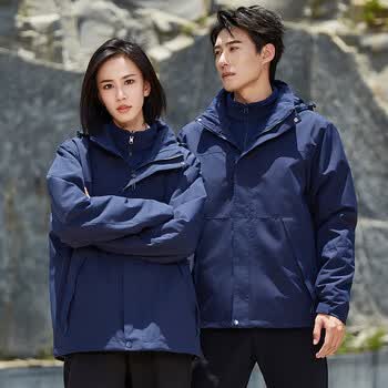优衣库山系户外冲锋衣三合一秋冬男款防风防水加绒露营女进藏登山服