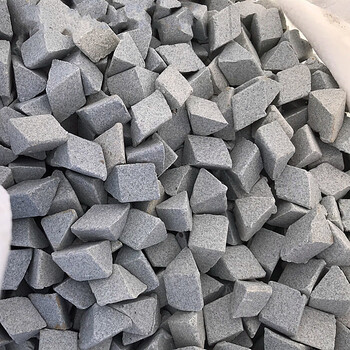 粗磨棕刚玉正斜三角磨料抛光研磨石去毛刺除锈抛光磨