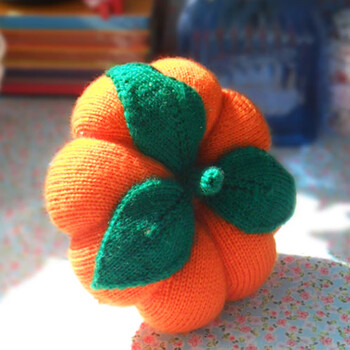 戴安娜手工编织南瓜抱枕纯毛线可爱靠垫家居装饰品汽车用品礼物大号36