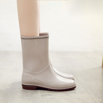 阿逊特（AspecialXun）高端轻奢日式雨鞋女中筒雨靴时尚款水靴加绒防水新款胶鞋成人外穿 米灰色 38
