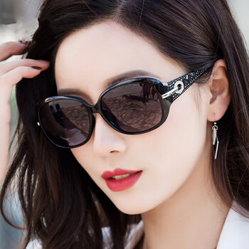 雷朋防晒墨镜女司机眼镜偏光镜女太阳眼镜防紫外线出门旅游遮阳镜女