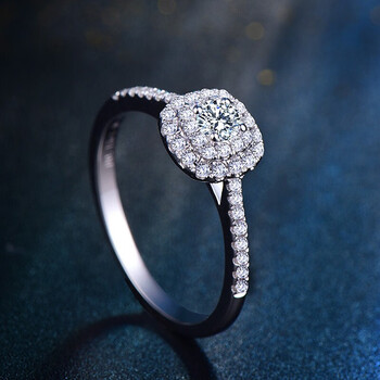 星眸珠宝18k金莫桑钻石戒指群镶钻戒女款求婚订婚戒珠宝首饰豪华方包