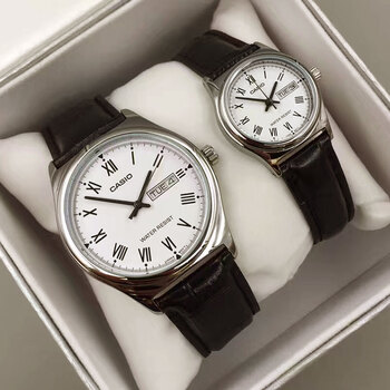 卡西欧情侣手表一对休闲简约款气质小巧女ins风时尚表男防水黑皮银面