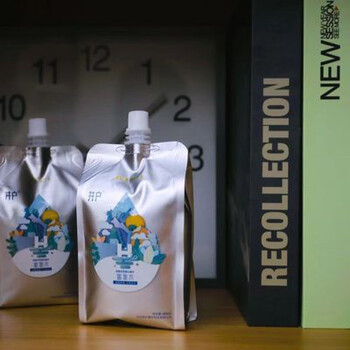 食芳溢夏天喝好水很健康天然富锶富氢水素水20袋箱井户天然矿泉水400