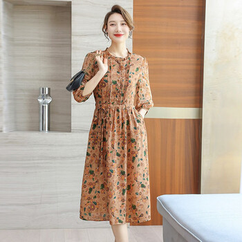 服饰内衣>女装>连衣裙>寻蔻年华>寻蔻年华中年雪纺碎花裙50岁中长款夏