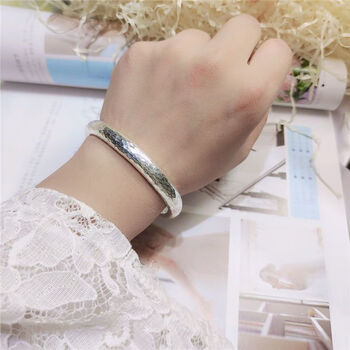 银嘉好锤纹银白s999银手镯女纯手工开口d型定制尺寸银镯子马蹄足银40