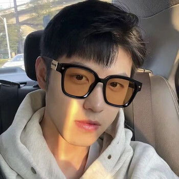 钟表眼镜>眼镜>太阳镜>suptmv>suptmv新款墨镜男大框方形茶色太阳镜女