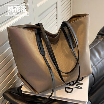 桃花洛夏季大容量女士包包2024新款潮时尚单肩托特包百搭简约休闲手提包 卡其色  偏绿色