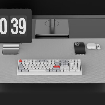 keychron渴创 Z6Ultra 机械键盘 无线有线双8K键盘 三模蓝牙键盘 客制化铝坨坨键盘 自研ZMK低功耗长续航 Z6U-双8K POM红轴 RGB 闪白色