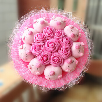 卡通花束礼盒小猪毕业公仔花束礼物仿真玫瑰花生日七夕情人节礼物sn