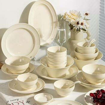 yomerto奶油风碗碟套装家用2026新款高颜值碗盘筷釉下彩陶瓷餐具套装 奶油螺纹6人食31件套【安全釉下彩】