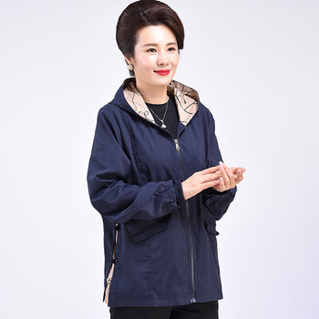 忘兰初200斤胖妈妈装春装连帽外套中老年女装加肥加大宽松上衣风衣
