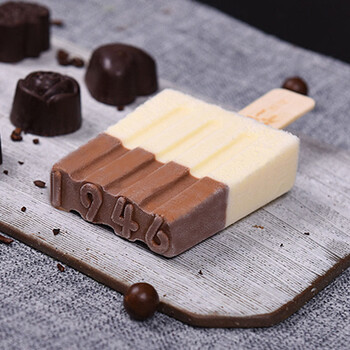 中街1946中式冰淇淋雪糕 经典口味 冰棒冰棍大棒支随心选  黑白半巧80g*1支