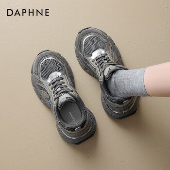 达芙妮老爹鞋女款2026新款春季透气鞋子厚底增高轮胎底休闲运动鞋 枪色 37