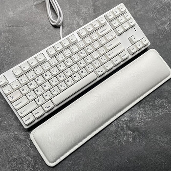 颜值可爱美貌办公有线键盘水蜜桃静音轴 87键极简白搭配手托 静音黄轴