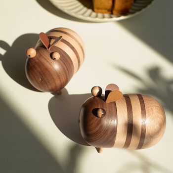 木易Mui北美黑胡桃木小蜜蜂牙签盒摆件创意高端饭店蘑菇牙签筒橡果牙签盒 小蜜蜂牙签盒