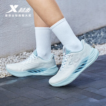 特步（XTEP）ZW氢风8.0跑步鞋男新款透气轻盈科技运动鞋女通勤户外舒适跑鞋 经典白/微波蓝-白蓝逸夏-女 35