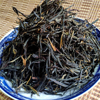 重剑无锋云南临沧滇红茶松针直条工夫茶叶浓香红茶经典蜜香理条散茶叶