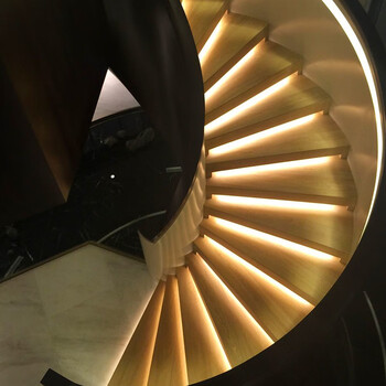 吉米 网红楼梯灯 踏步感应智能楼梯台阶灯带led追光跑马流水灯梯步灯