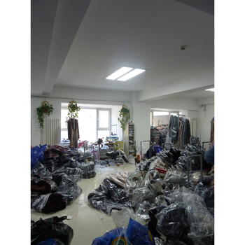 金泰商贸大厦1009号