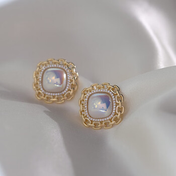 宜炫复古港风耳饰仿珍珠耳环2021年新款潮轻奢耳钉耳夹女无耳洞金色