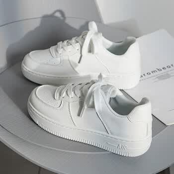 春秋季穿的女生初中生平板鞋小白鞋女年夏季新款百搭空军一号厚底运动