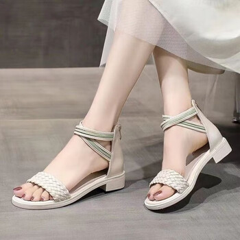 吻艺秀初中生女孩穿的凉鞋高中生凉鞋女生夏季女搭配裙平底中学生罗马