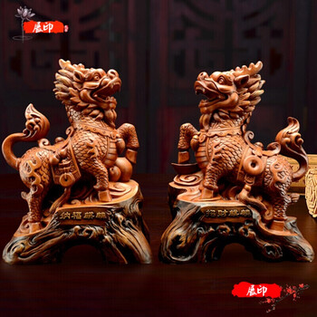 麒麟摆件一对 仿木质中式摆件复古树脂工艺礼品摆件开业送朋友礼物 马