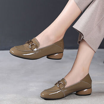 鞋靴>时尚女鞋>女士单鞋>女士乐福鞋/豆豆鞋>有恪>有恪小皮鞋真软皮中