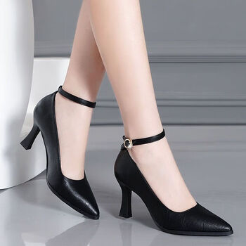意尔康潮牌高跟鞋女软皮底高跟单鞋尖头细跟一字扣皮鞋黑职业工作鞋