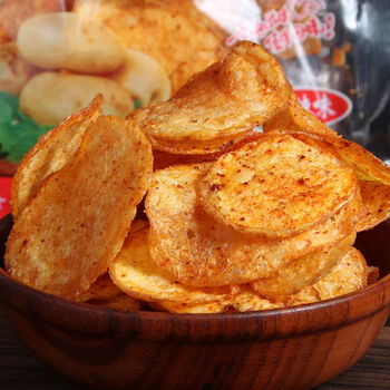 贵州麻辣土豆片土豆丝袋装零食香脆薯片网红零食香辣特产小吃批发2袋