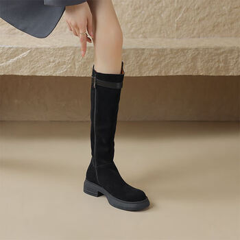 女士雪地靴>柒貔>柒貔轻奢品牌骑士靴女款冬季长靴磨砂高筒厚底长筒靴