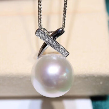 南洋半岛澳白珍珠吊坠海水项链18k金镶钻轻奢锁骨链送女友礼物12mm