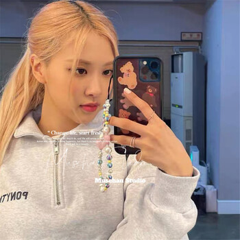 【官方精品】高档联名款朴彩英同款手机壳 rose朴彩英同款插画小熊