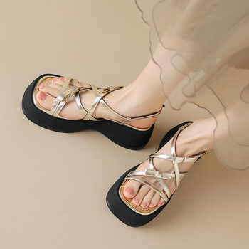 他她千金蝴蝶结露趾厚底凉鞋女坡跟2024夏季增高沙滩鞋百搭高跟松糕鞋