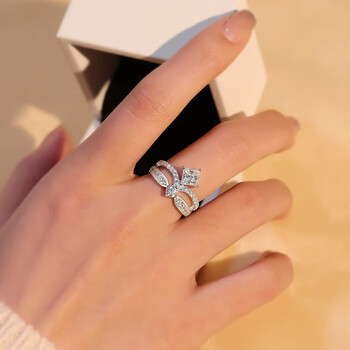 公主方一克拉莫桑石钻戒女银轻奢小众求婚结婚仿钻石戒指18号指围58mm