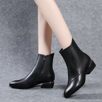 红蜻蜓靴子女新款尖头切尔西短靴女秋冬款单靴加绒内里中跟粗跟真皮