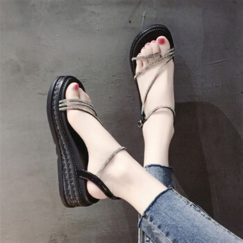 oekeng欧美潮牌厚底增高坡跟网红水钻凉鞋女2020夏新款时尚防滑沙滩鞋