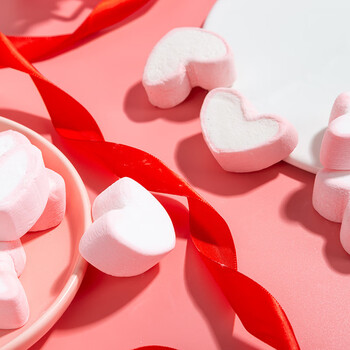 哺食旺现货速发喜糖心形棉花糖love爱之味软糖婚庆500g斤00g斤