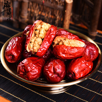 麻田顺康农坊 左权麻田顺康特产枣夹核桃仁228g (新疆和田大枣 左权麻