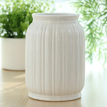 陶瓷创意时尚白色花瓶现代简约瓷器客厅摆件家居家饰干花花器插花