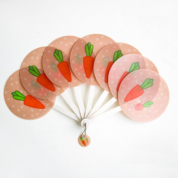 创意卡通小扇子夏季儿童可爱动物塑料手摇扇7折便携小扇子 胡萝卜