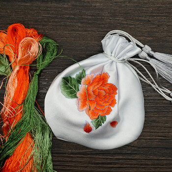 苏绣牡丹香囊刺绣diy初学套件苏绣diy材料包随身荷包香包 乳白色