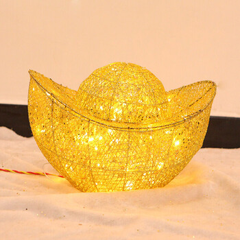 2018狗年商场新年摆件 装饰狗春节铁艺狗新年场景布置 发光金元宝