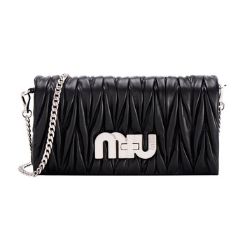 miu miu 缪缪 女士黑色miu logo字样褶皱纹理斜挎单肩包 5bf080 n88 f