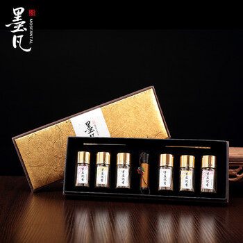 
                                        墨凡 越南芽庄沉香片烟丝烟插 送长辈礼物天然原木老料 满油 烟丝礼盒 6瓶装 芽庄香片AA级-3g礼盒装-送烟插器                