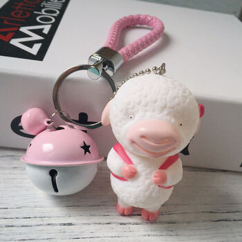 猪仔和羊妹公仔钥匙扣龙在哪里汽车卡通钥匙链铃铛包包挂件情侣女 羊