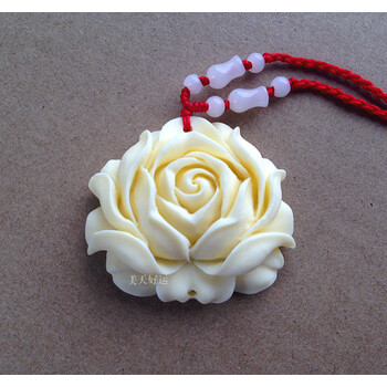 象牙白牦牛骨雕刻玫瑰花挂件饰品吊坠项链男女士配饰日韩