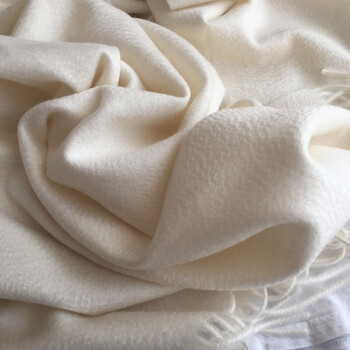 珍稀紫绒双面水波纹纯色加厚保暖纯山羊绒围巾大披肩两用冬季 乳白色